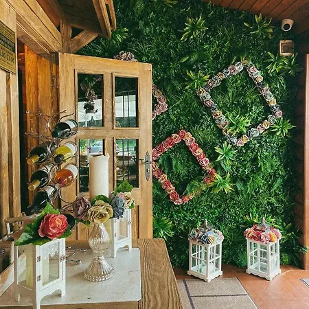 Jagoda & Malina Alpesi faház Borovec