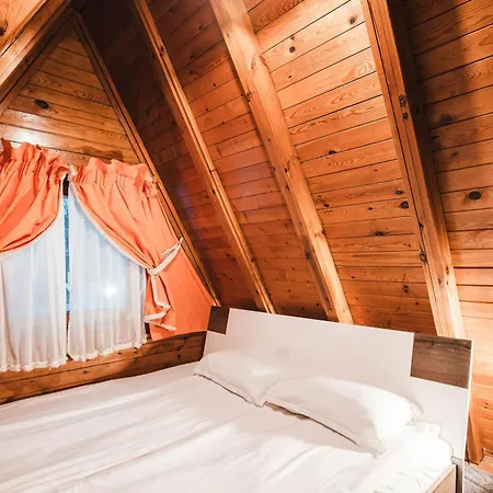 Jagoda & Malina Borovec