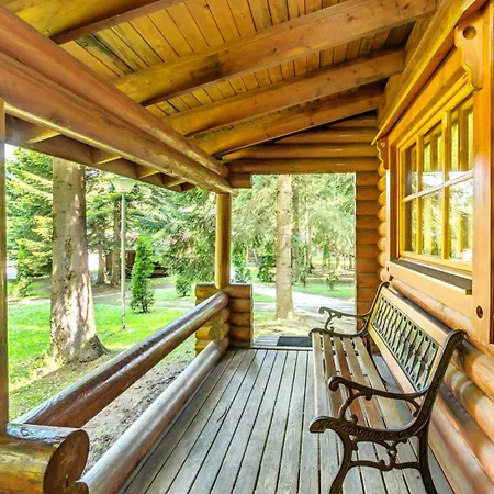 ягода&малина Ваканционно селище 3*