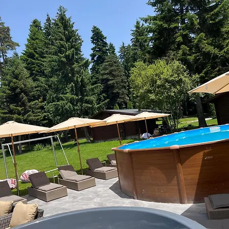 Jagoda & Malina * Borovec