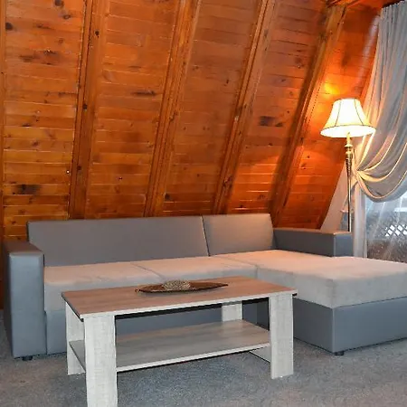 Dağ evi Jagoda & Malina *