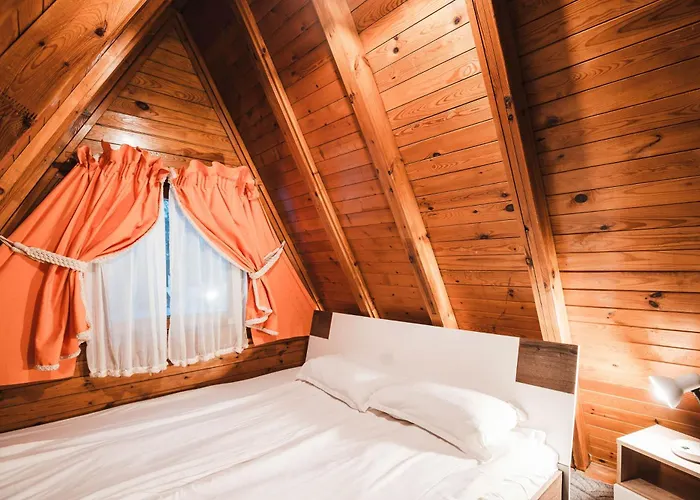 Jagoda & Malina Borovets